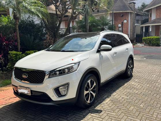 KIA SORENTO 3.3 V6 GASOLINA EX 7L AUTOMATICO KIA SORENTO 3.3 V6 GASOLINA EX 7L AUTOMATICO